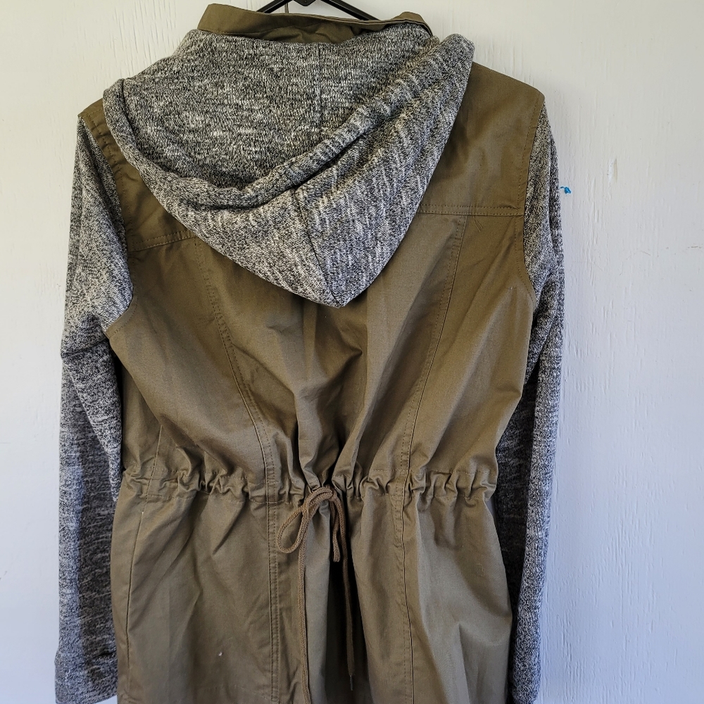 Jacket - Picture 2 of 4